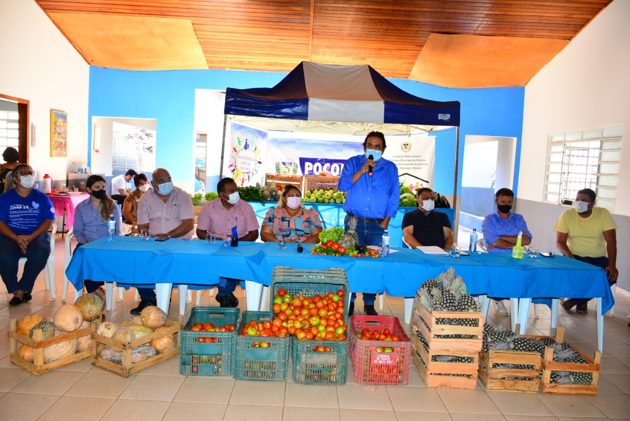 POCONÉ: Cestas de alimentos do PAA são entregues às famílias de baixa renda