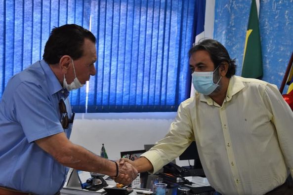 POCONÉ: Deputado Federal Carlos Bezerra visita Prefeito Tatá Amaral