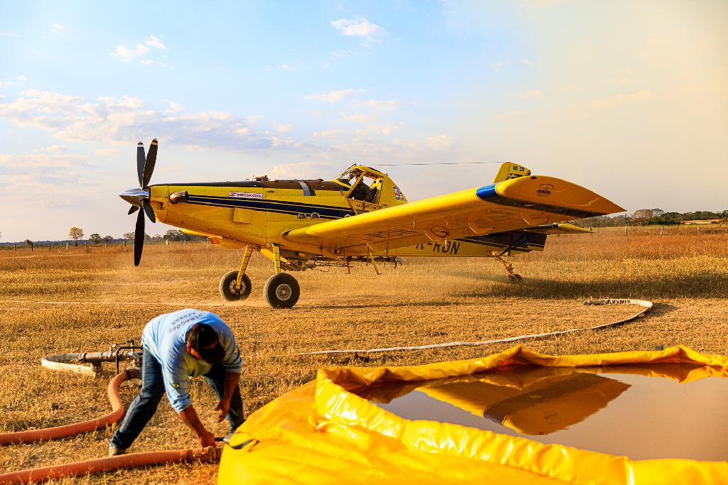 Mais duas aeronaves entram em ação no combate aos incêndios no Pantanal