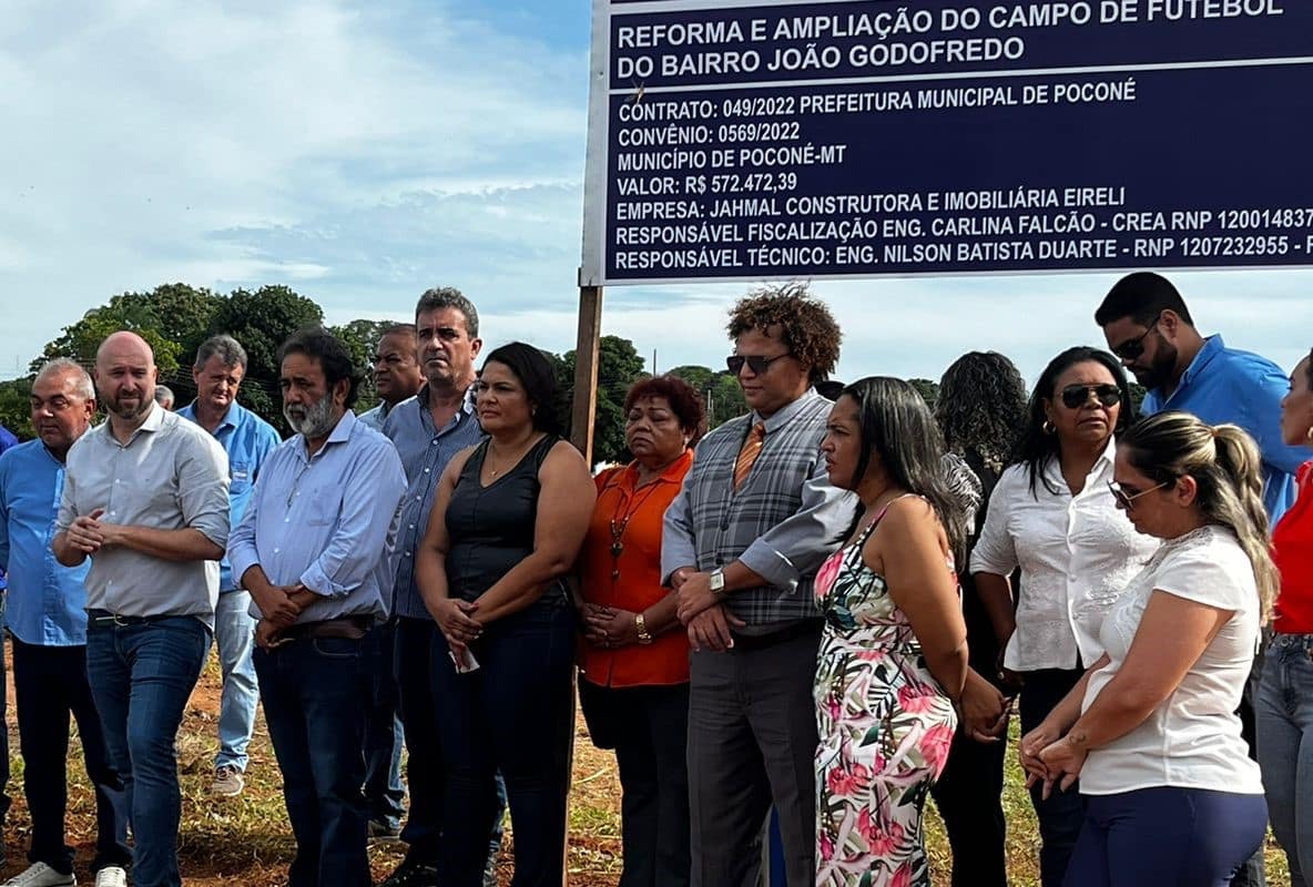 POCONÉ: Início das Obras de Reforma e Ampliação do Campo de Futebol do Bairro João Godofredo