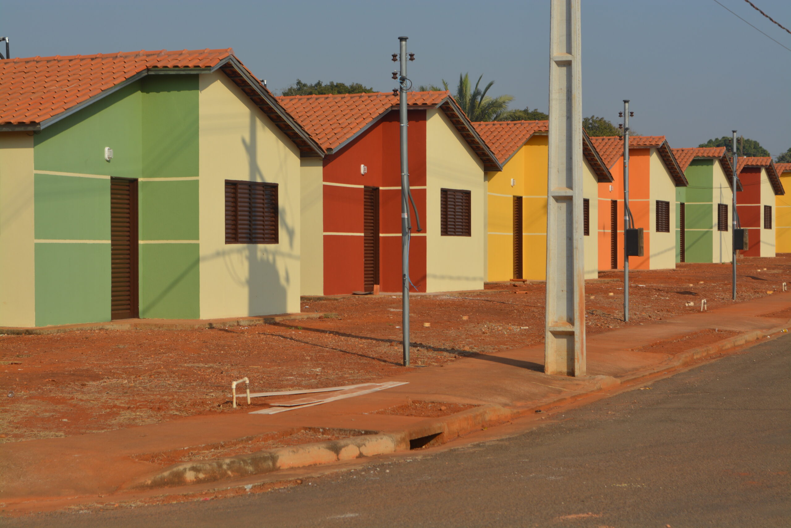 CÂMARA DEVE APROVAR: Vereadora Jossielma pede melhorias para Residencial Guatós