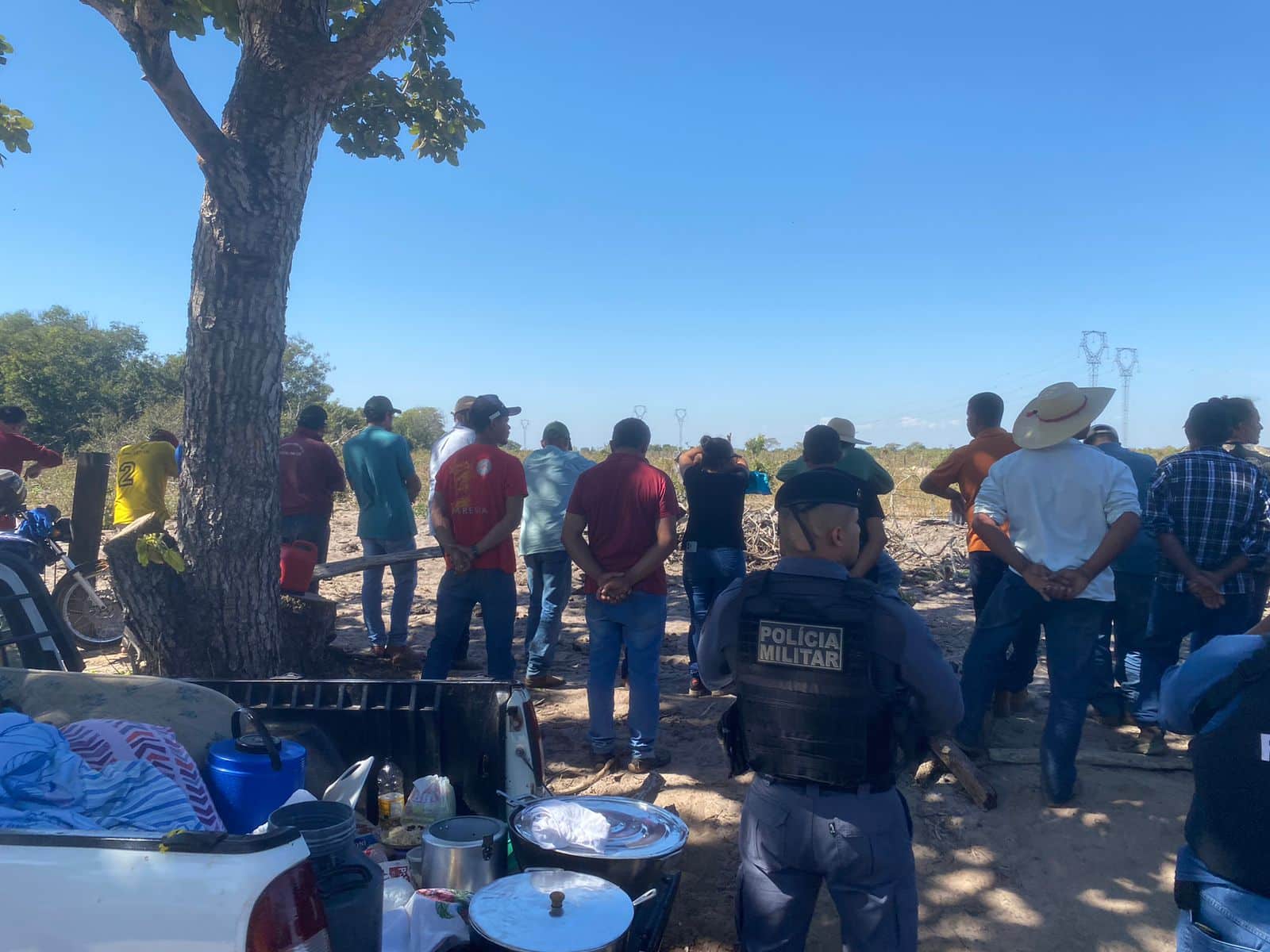 LAMBARÍ D’OESTE: Operação integrada impede invasão de terra e 55 pessoas são conduzidas à delegacia