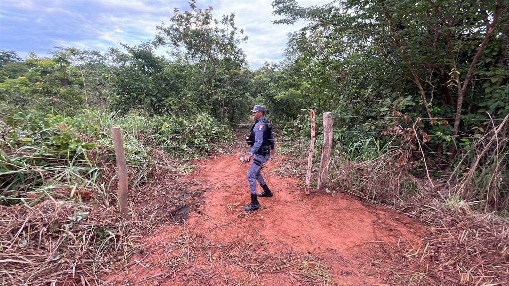 CHAPADA DOS GUIMARÃES: Polícia Militar impede invasão de terra